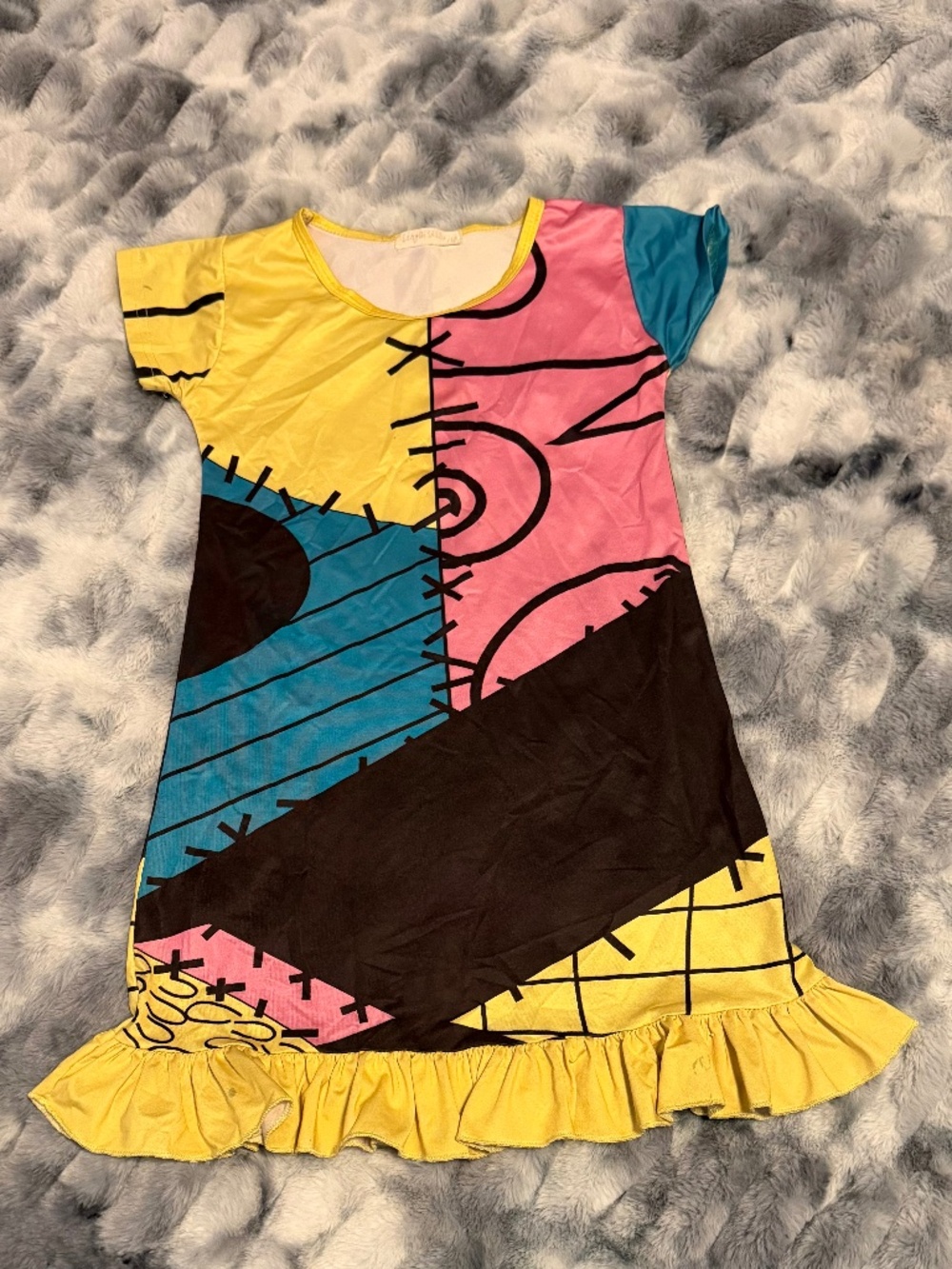 Sally Stitches Pj gown Size 7/8